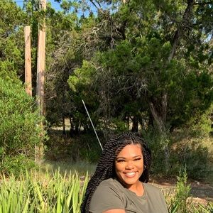 Meet your Posher, Kaitlyn
